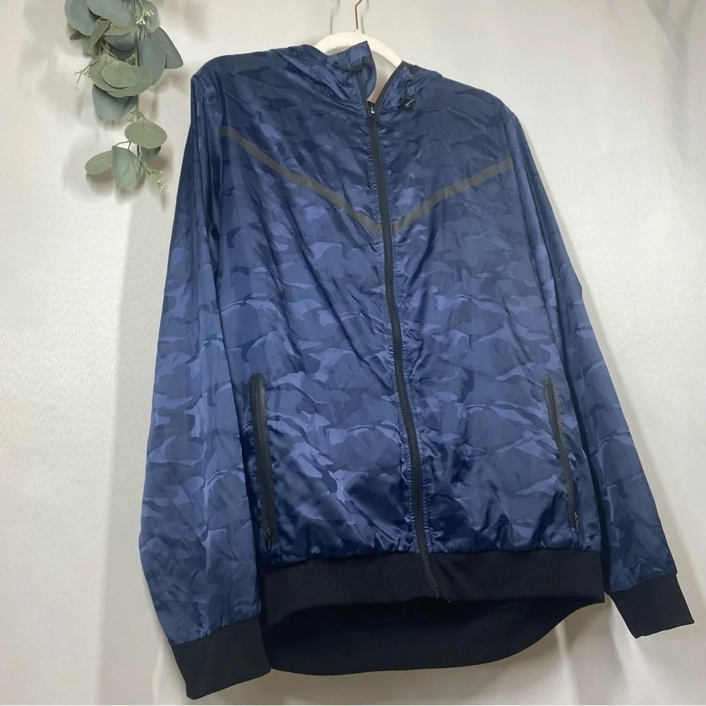 Ideology | Men's Windbreaker Jacket Lightweight Navy Blue Black Camo Size Medium